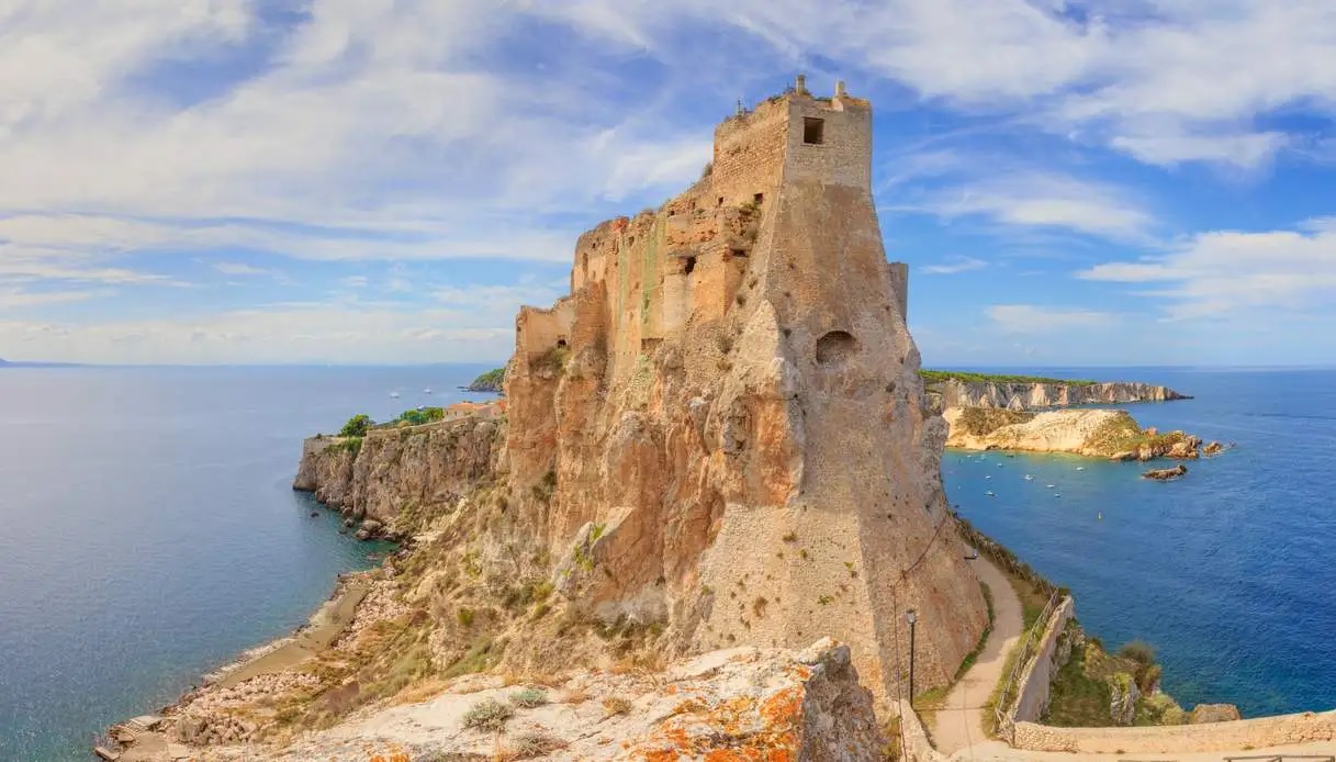 041. Isole Tremiti - San Nicola Abbazia di S. Maria a Mare